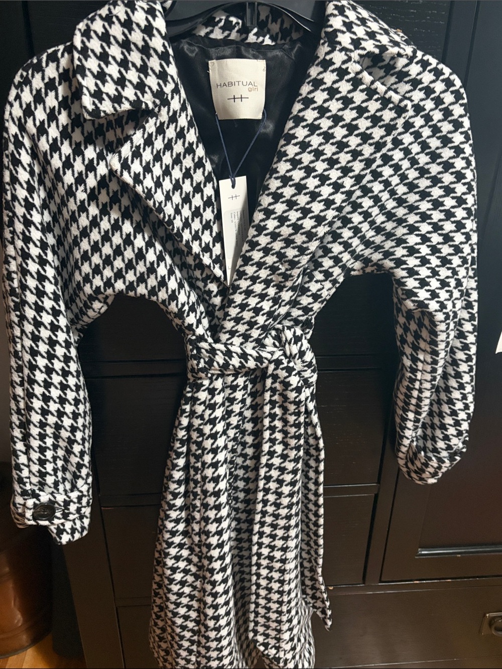 Girl’s Size 10 Habitual Black & White Coat